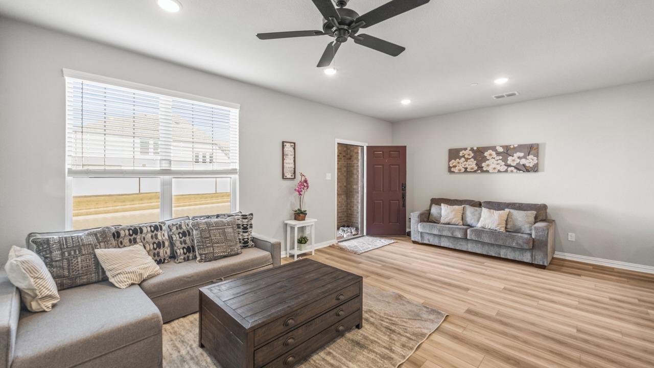 Photo of Livingroom in Sherman