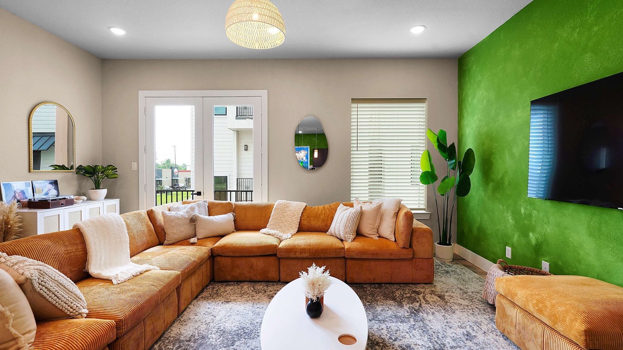 Photo of Livingroom in Greater Heights