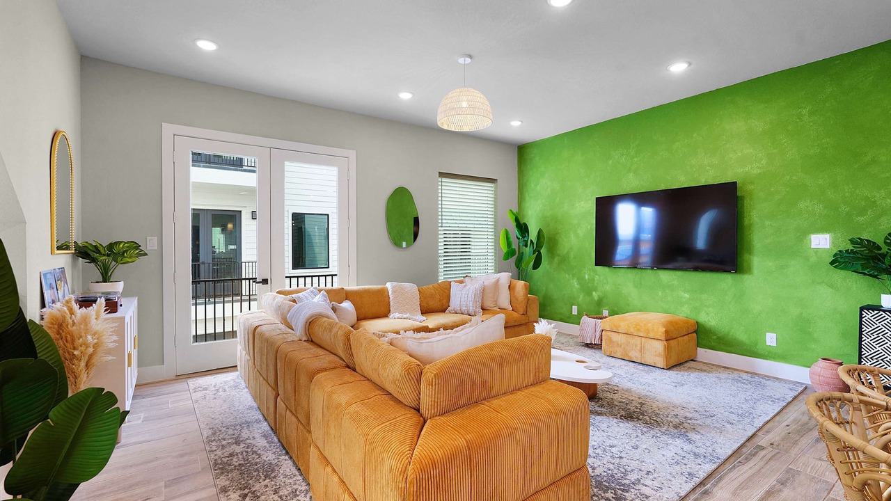Photo of Livingroom in Greater Heights