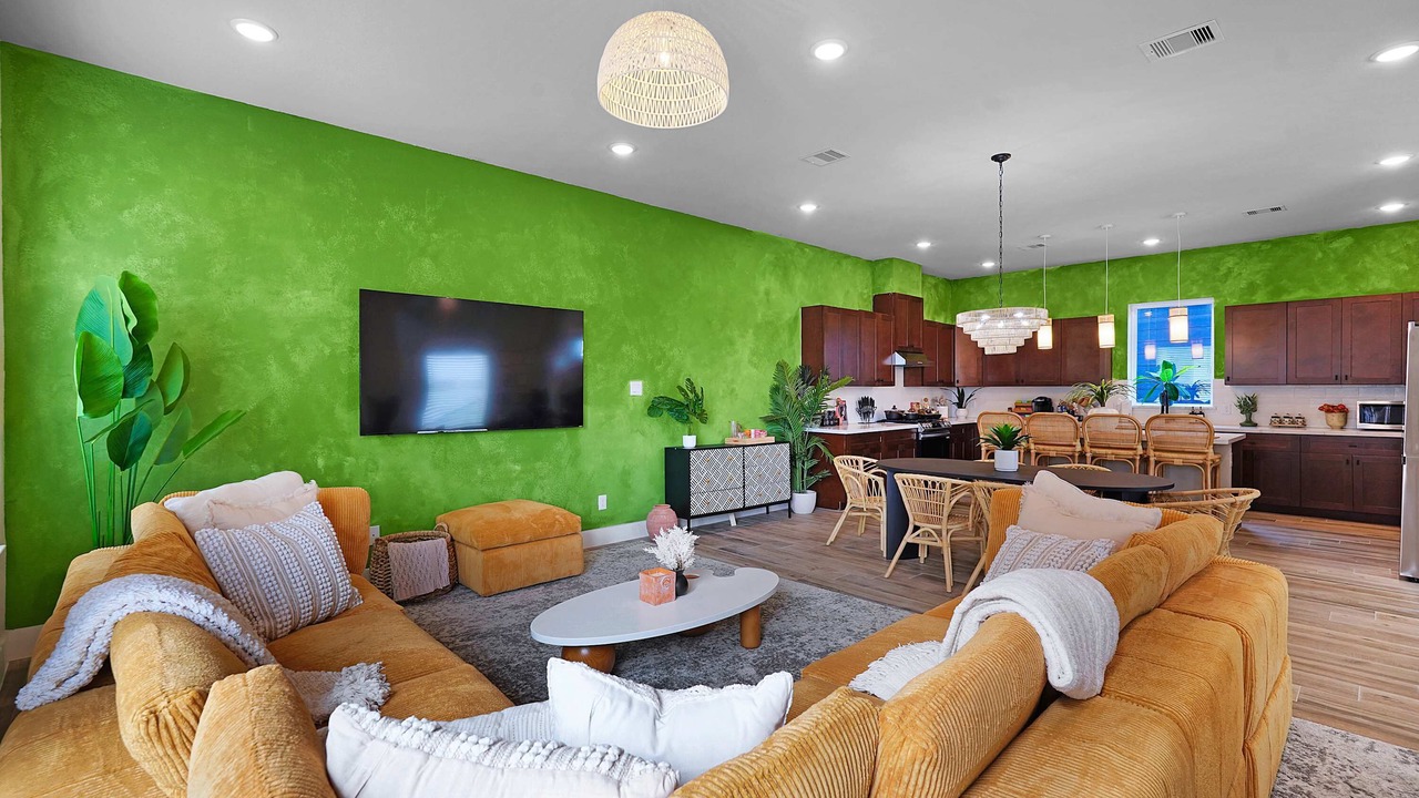 Photo of Livingroom in Greater Heights