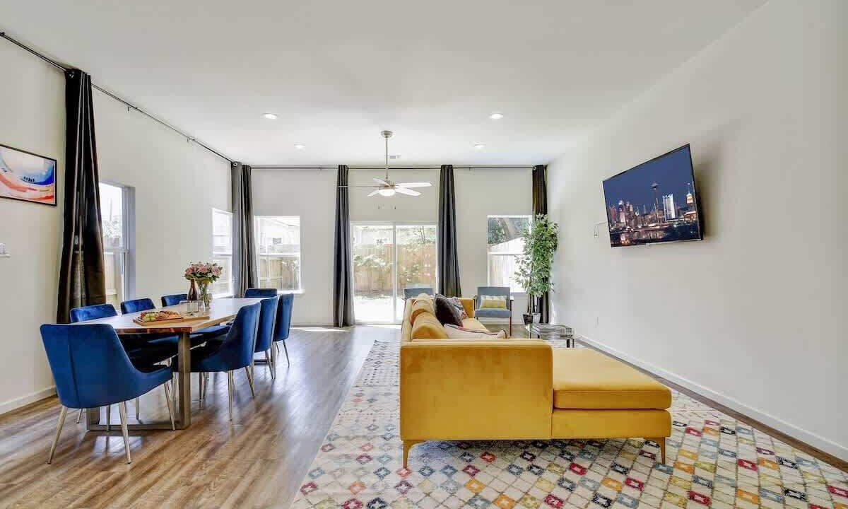 Photo of Livingroom in Denver Heights