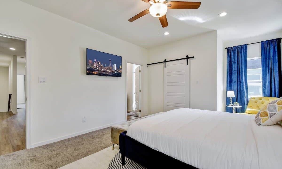 Photo of Bedroom in Denver Heights