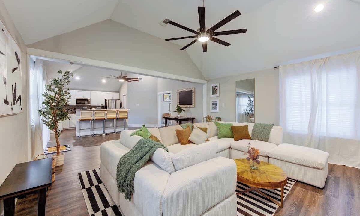 Photo of Livingroom in Katy