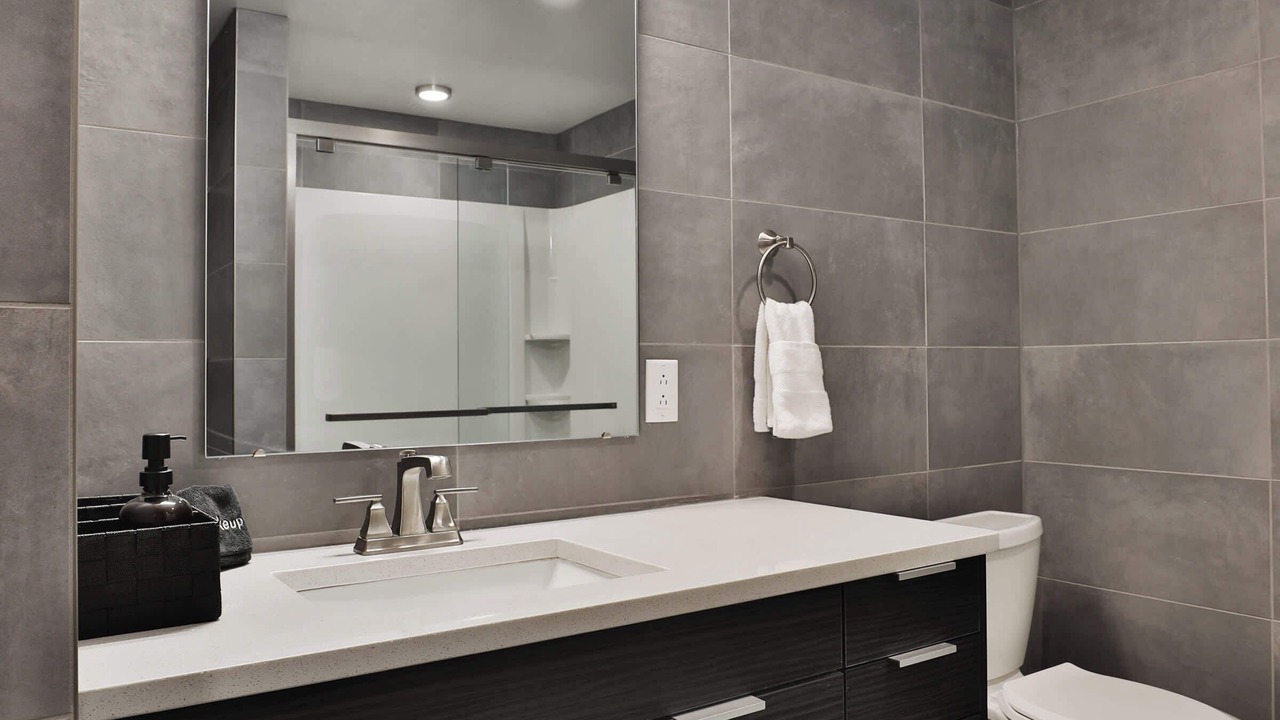 Photo of Bathroom in Old North Columbus