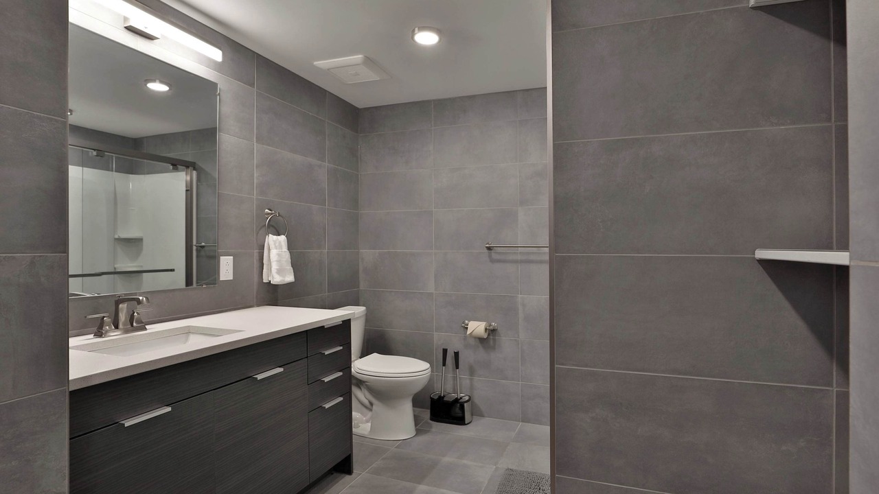 Photo of Bathroom in Old North Columbus