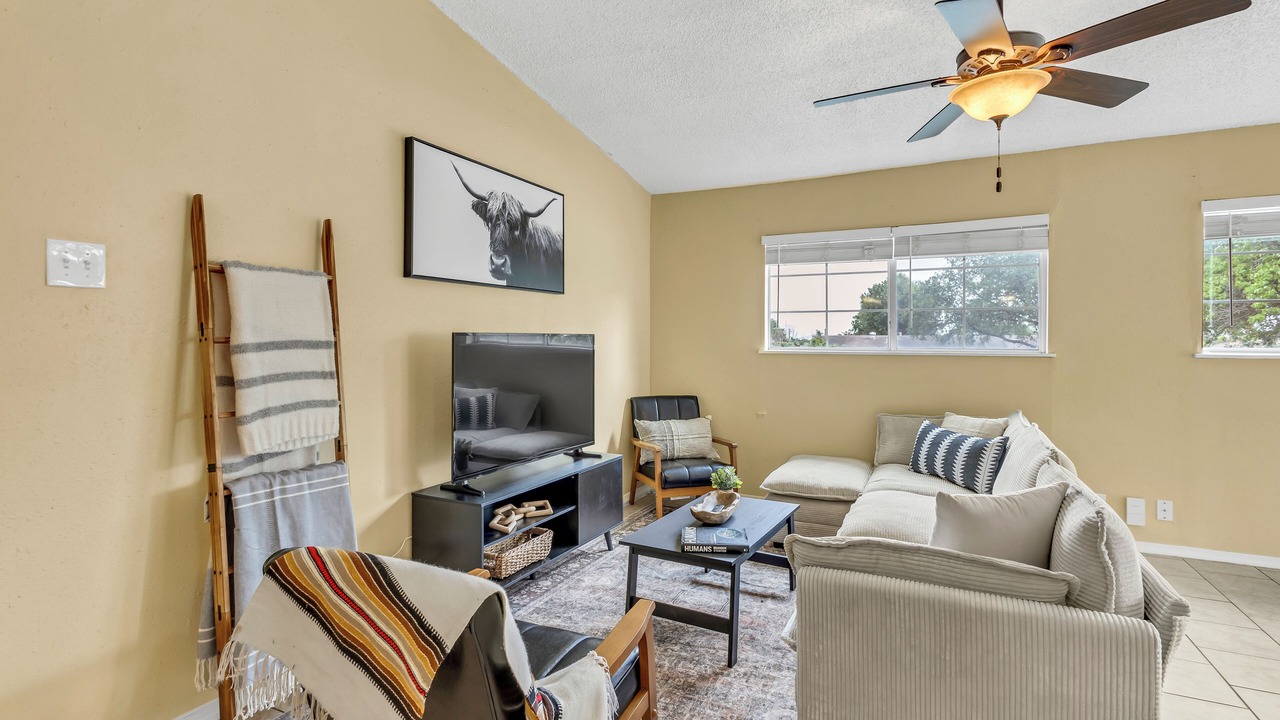 Photo of Livingroom in West San Antonio