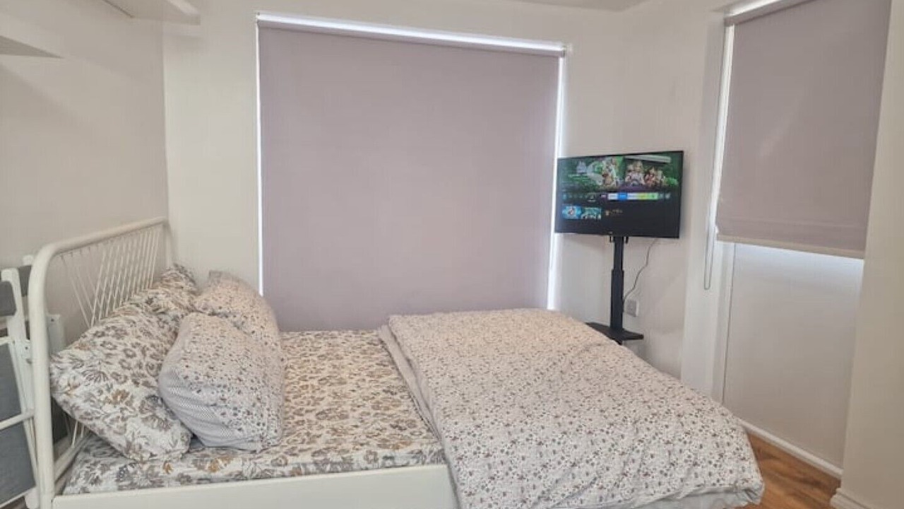 Photo of Bedroom in Kidbrooke with Hornfair