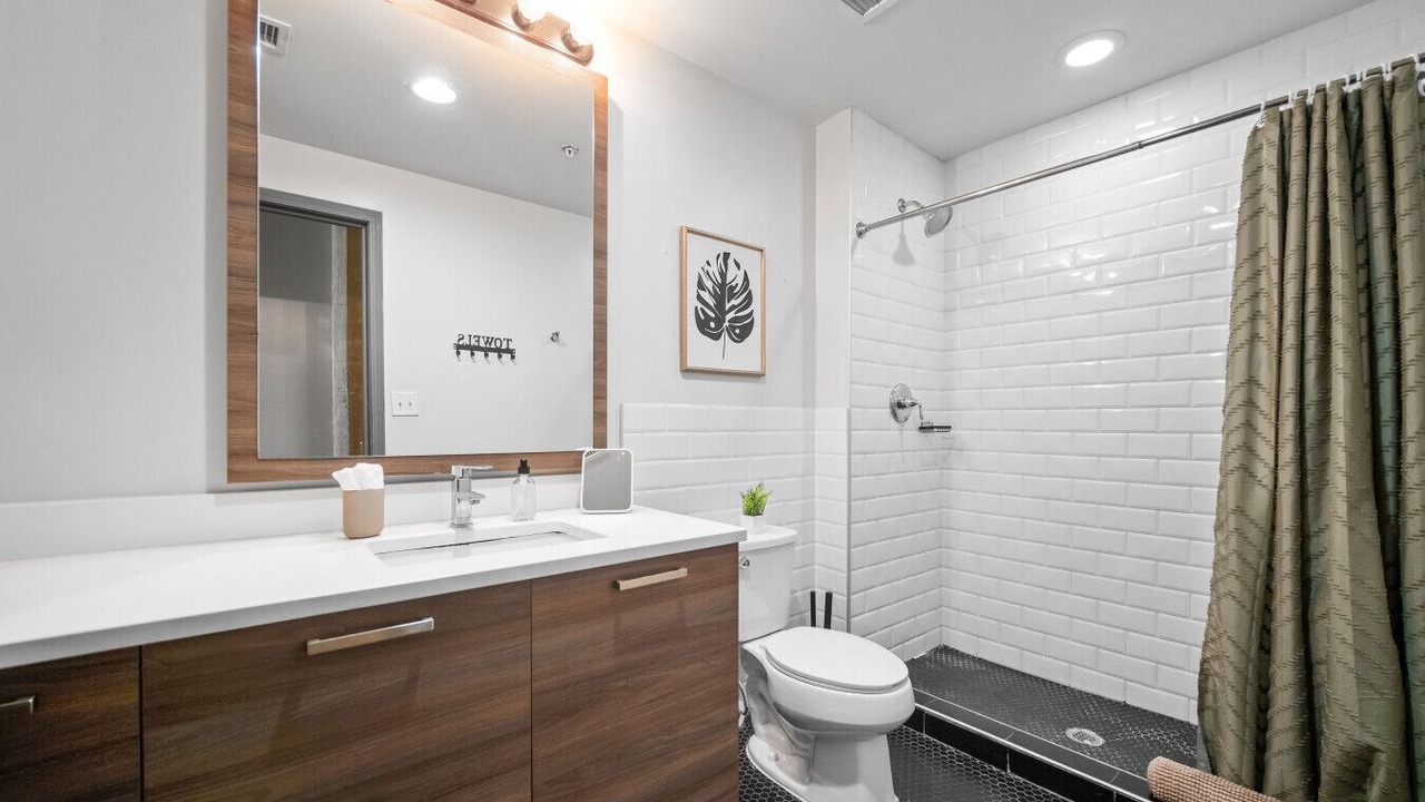 Photo of Bathroom in Downtown Dallas