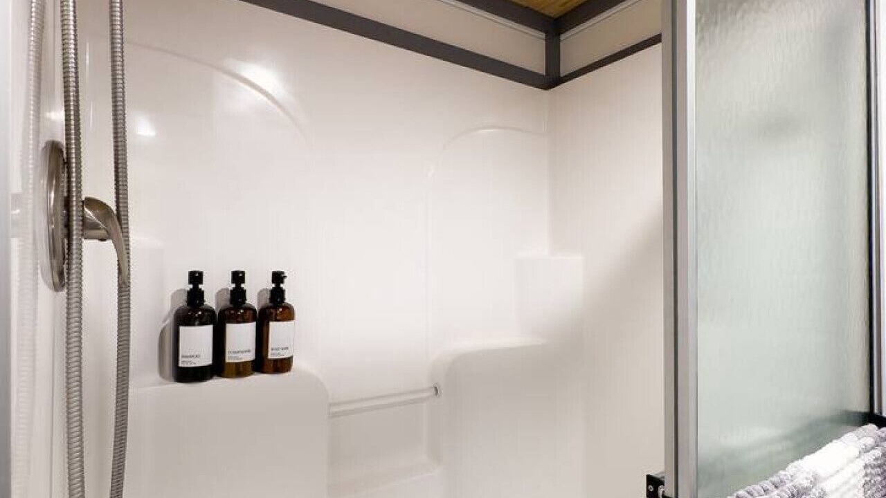 Photo of Bathroom in Canyon Lake