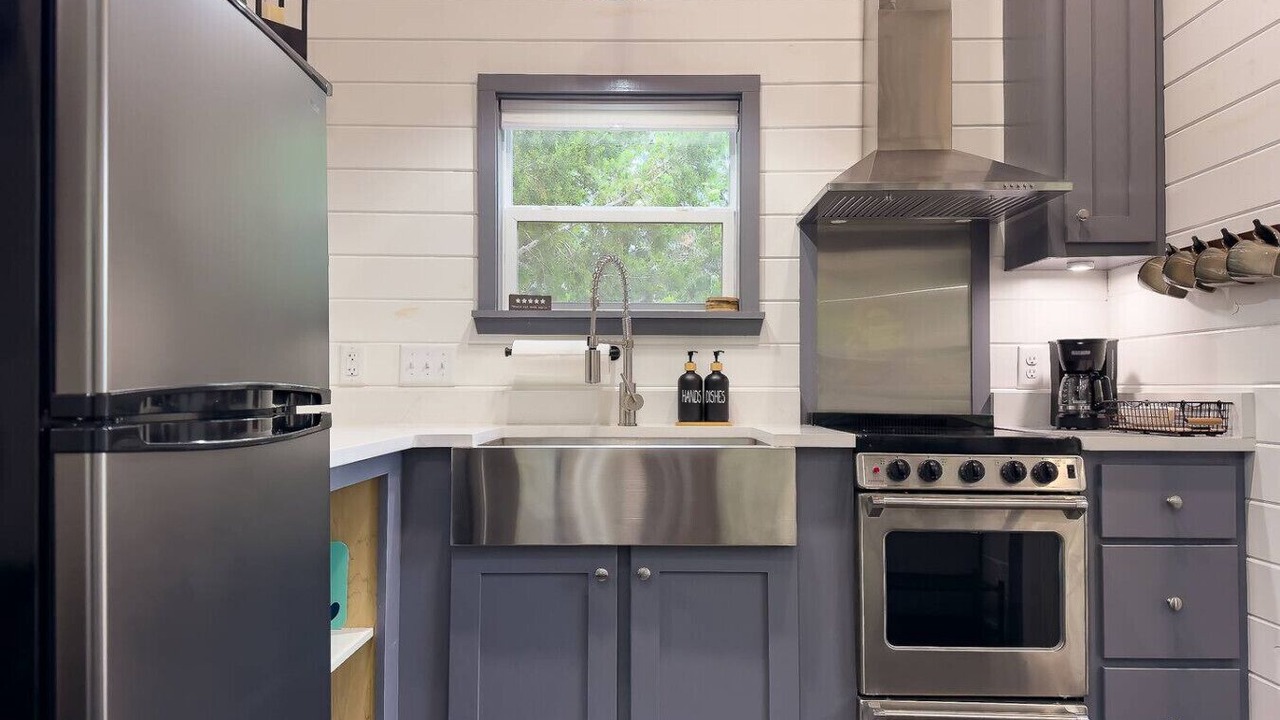 Photo of Kitchen in Canyon Lake
