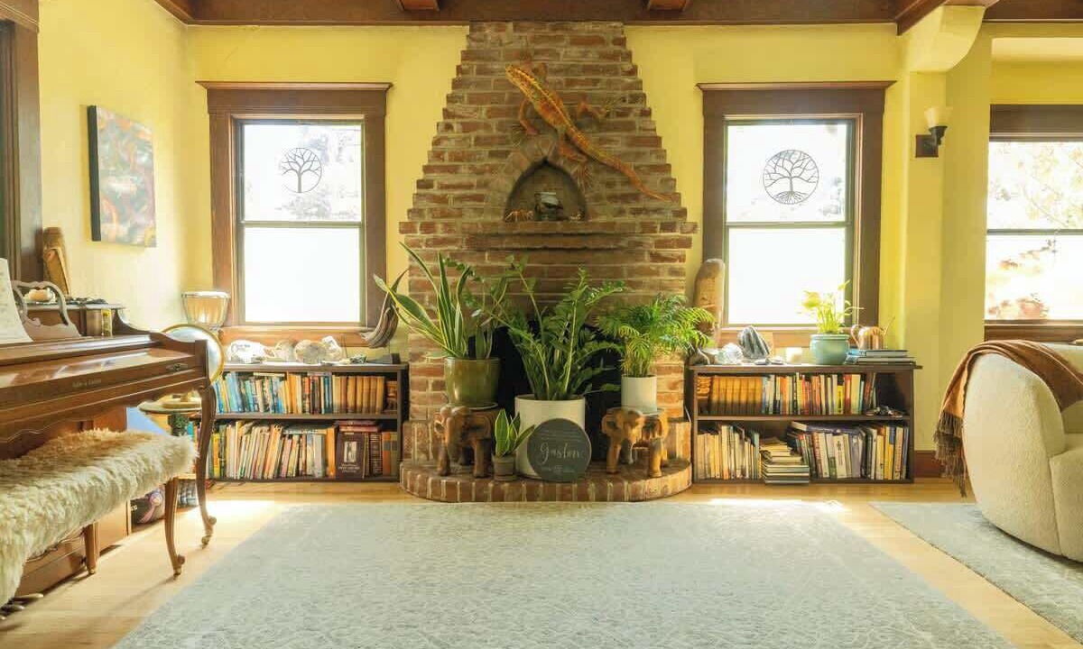 Photo of Others in Upper Telegraph