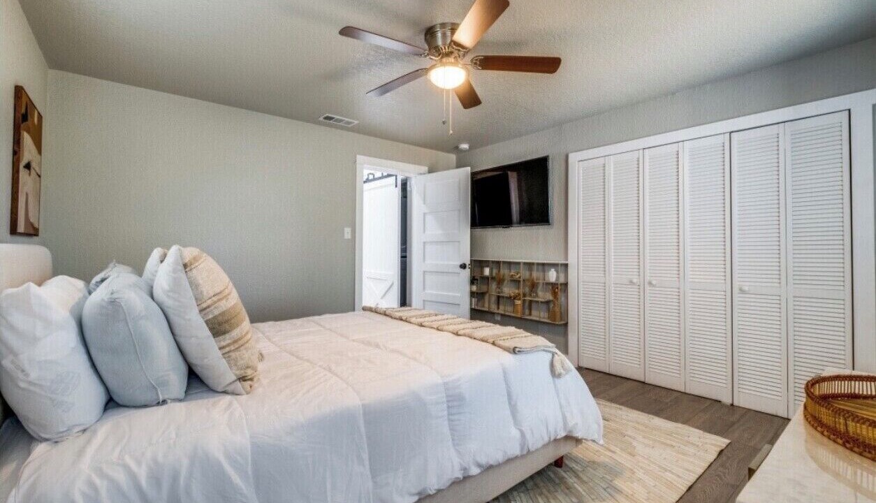 Photo of Bedroom in Nevada Street