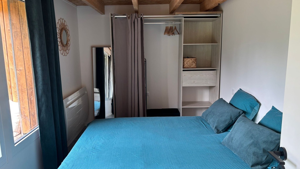 Photo of Bedroom in Le Minihic-sur-Rance