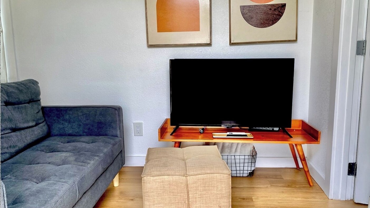 Photo of Livingroom in Montopolis