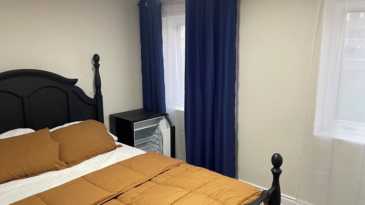 Photo of Bedroom in Thorold