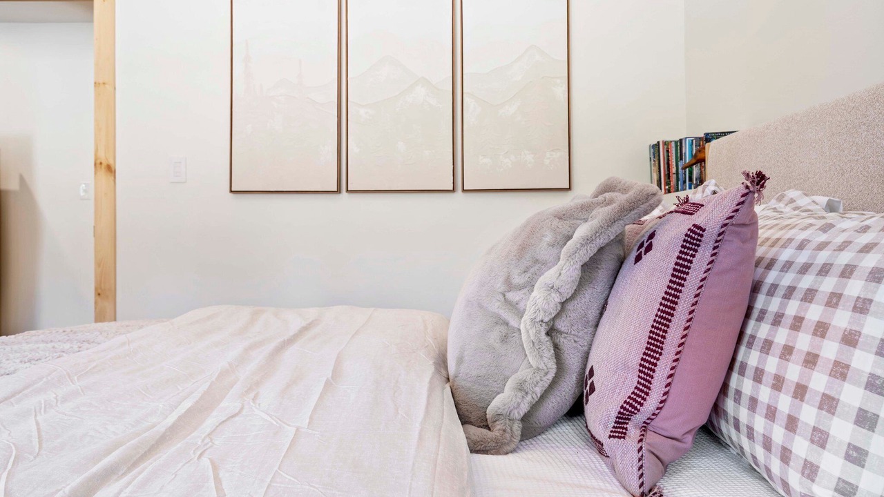 Photo of Bedroom in Bethel