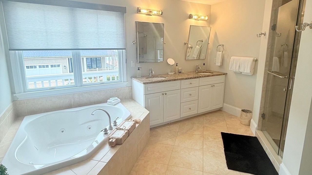 Photo of Bathroom in Bay Harbor