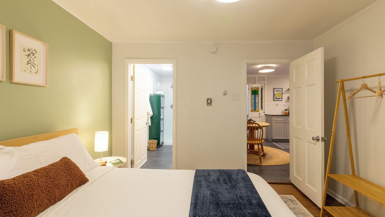 Photo of Bedroom in Purling