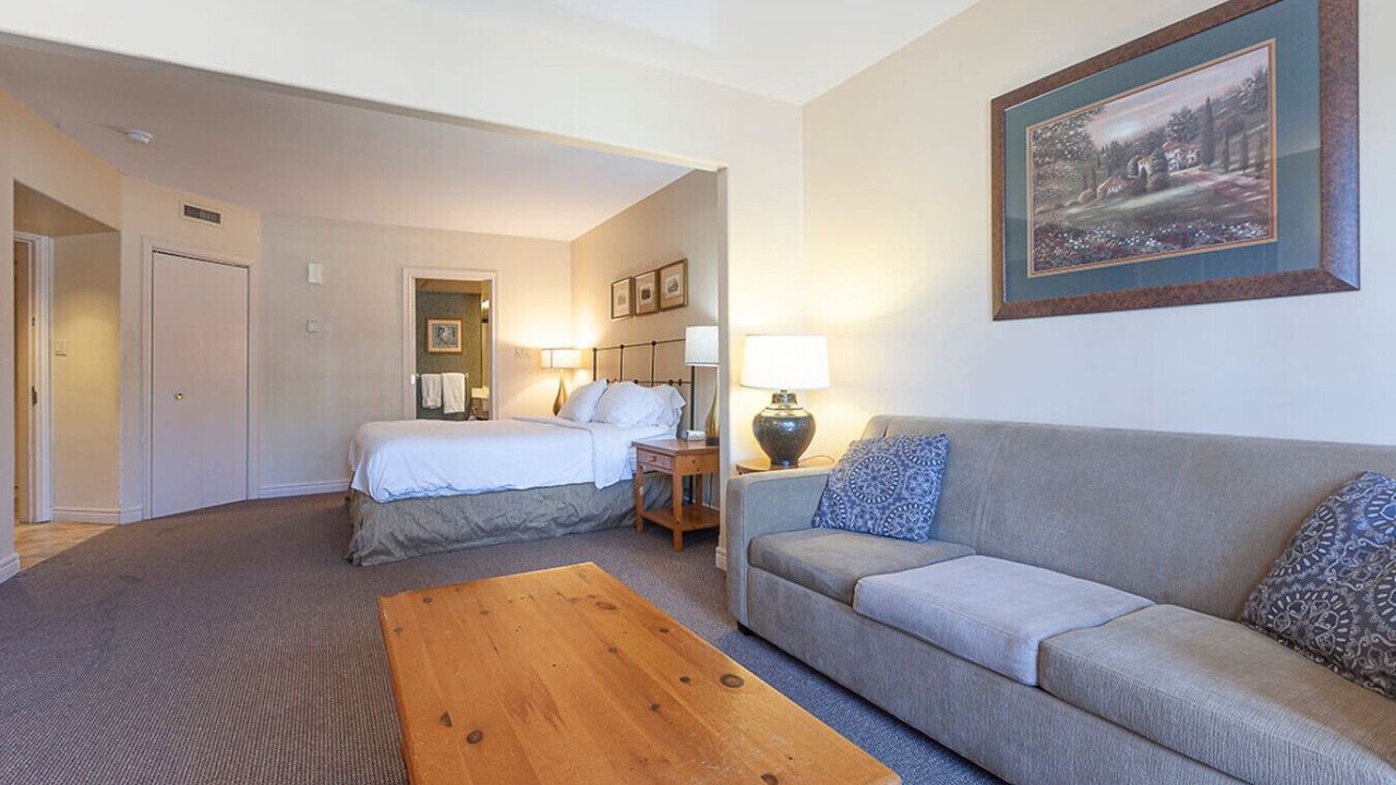Photo of Bedroom in Oro-Medonte