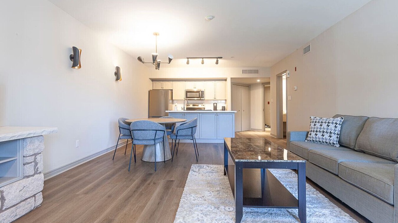 Photo of Livingroom in Oro-Medonte