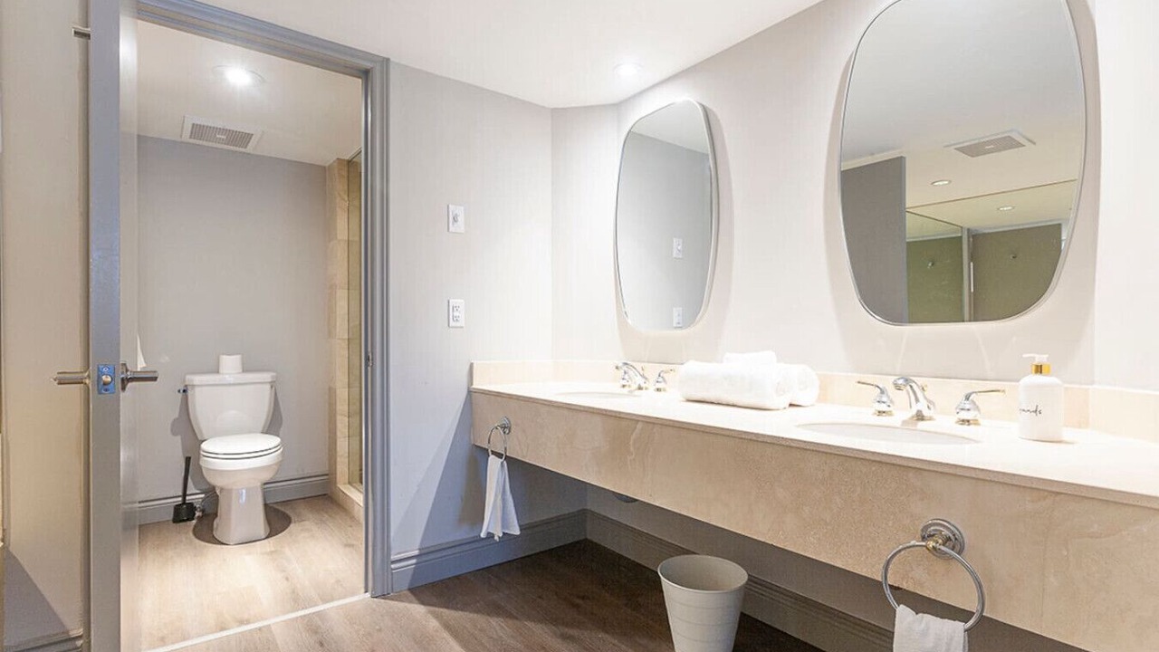 Photo of Bathroom in Oro-Medonte