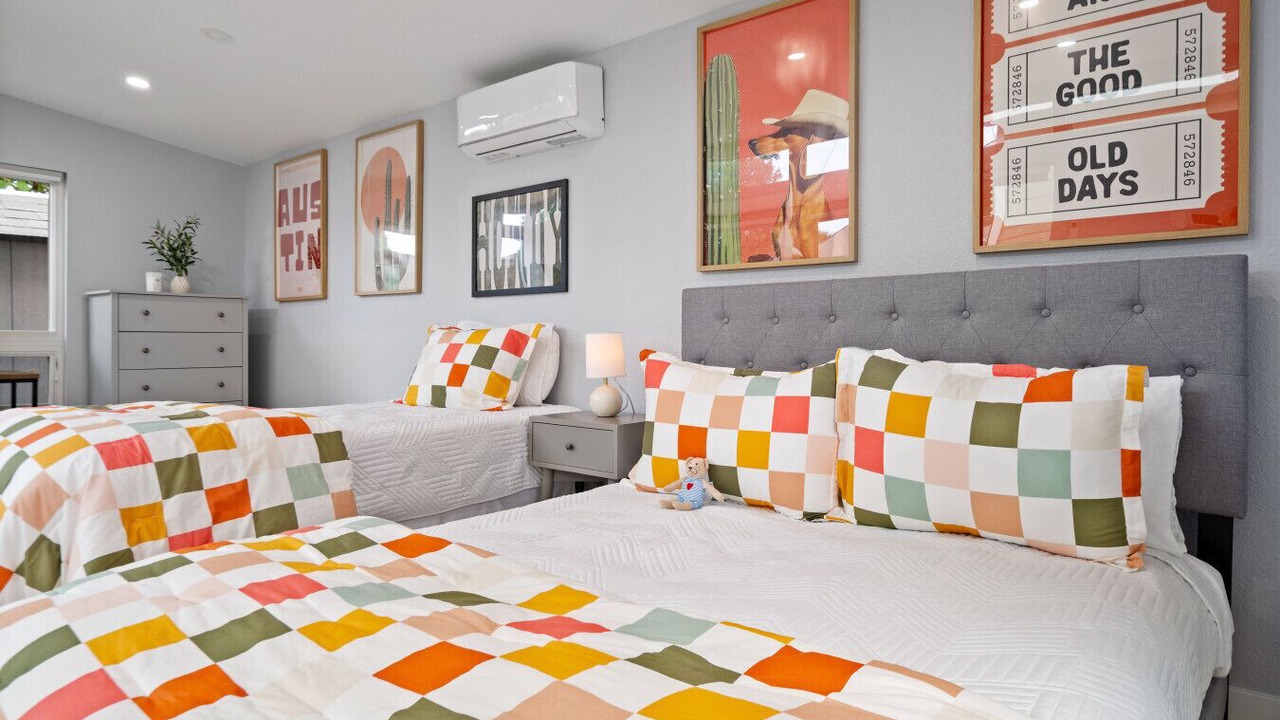 Photo of Bedroom in Montopolis
