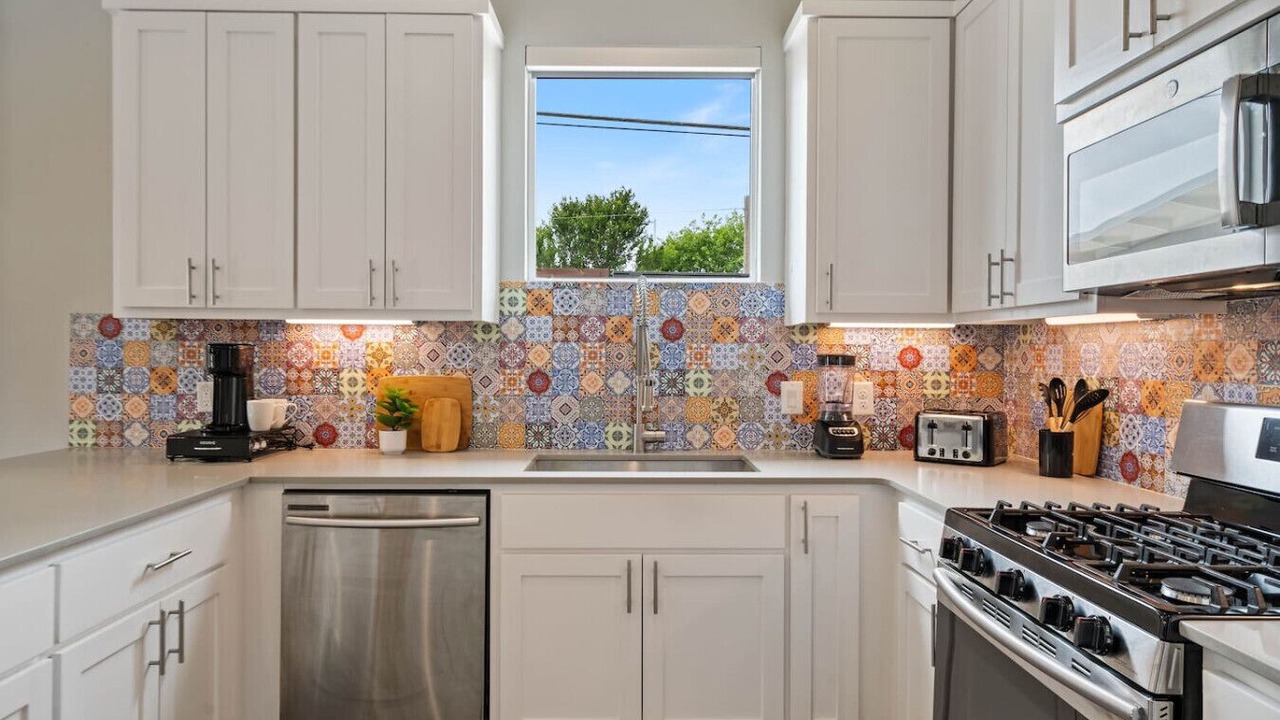 Photo of Kitchen in Montopolis