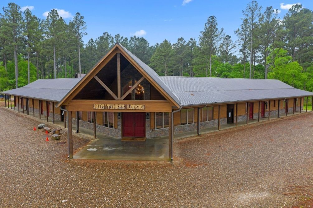 Photo of Others in Broken Bow