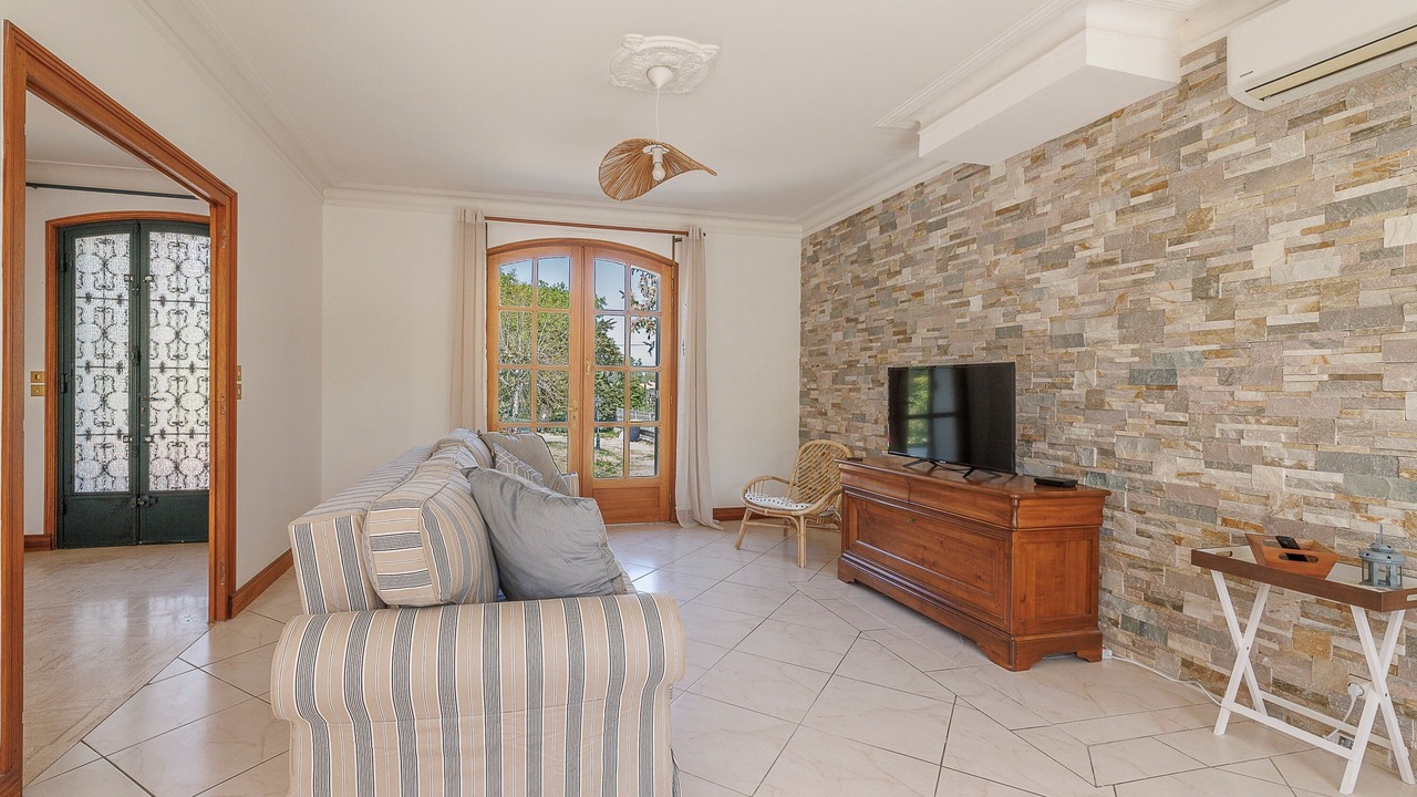 Photo of Livingroom in Saint-Seurin-sur-l'Isle