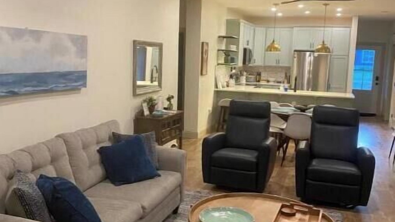 Photo of Livingroom in Kelleys Island