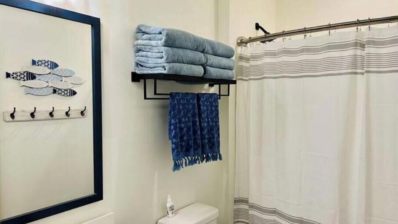 Photo of Bathroom in Kelleys Island