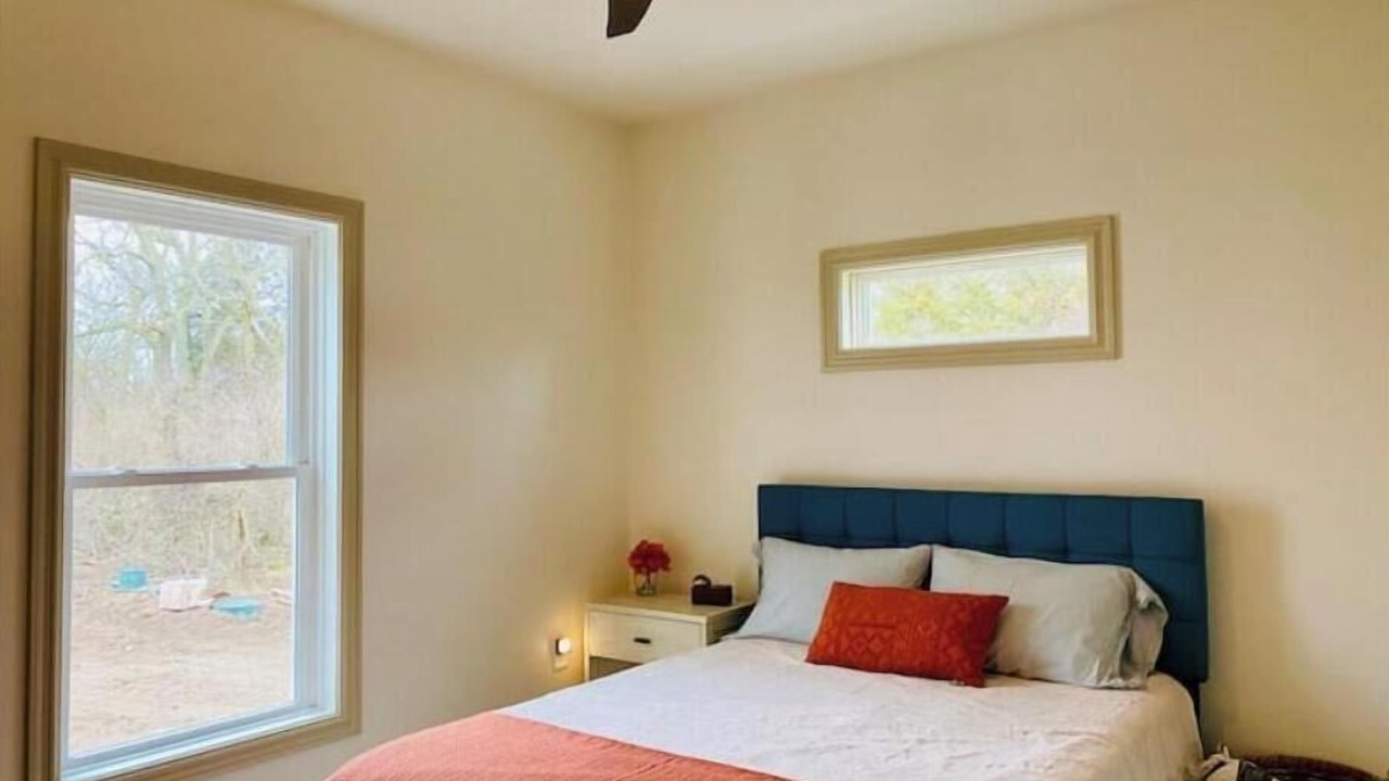 Photo of Bedroom in Kelleys Island