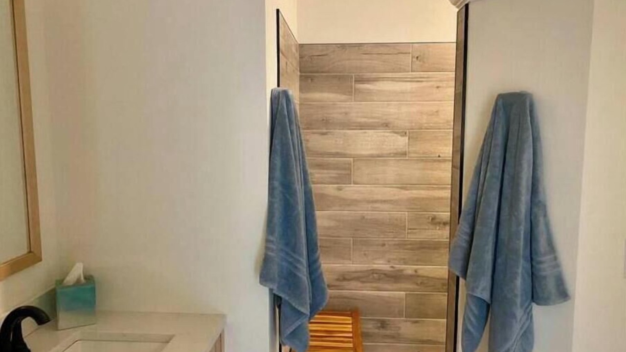 Photo of Bathroom in Kelleys Island