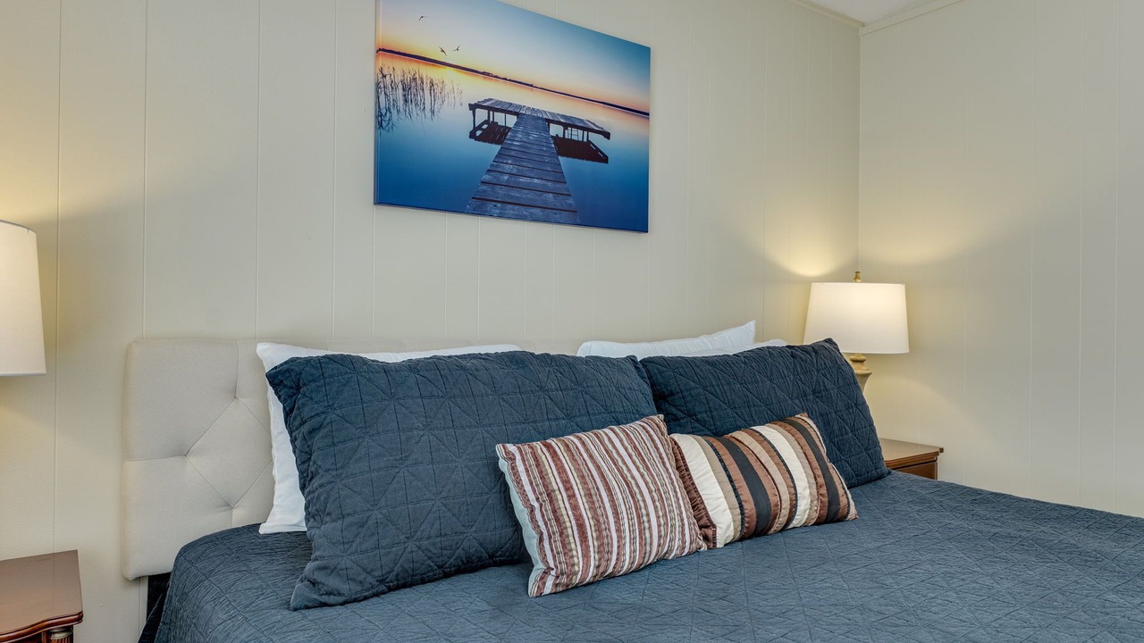 Photo of Bedroom in Lakeway
