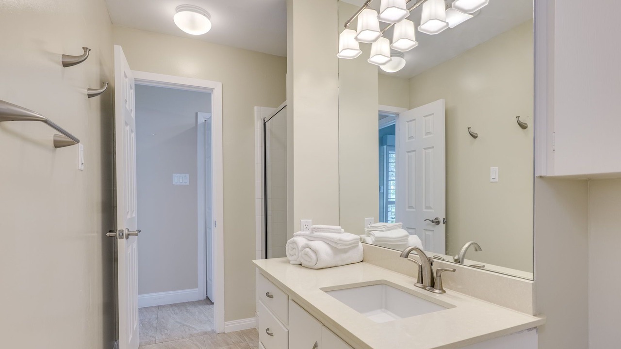 Photo of Bathroom in Lakeway