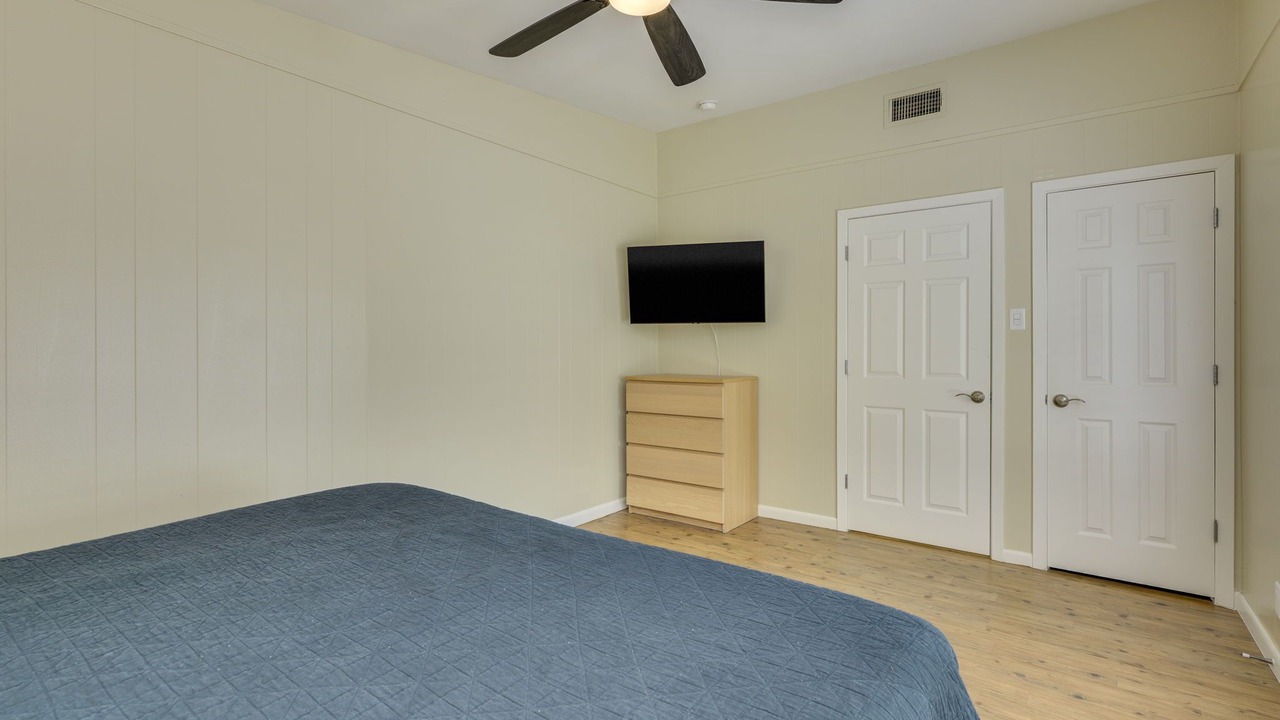 Photo of Bedroom in Lakeway