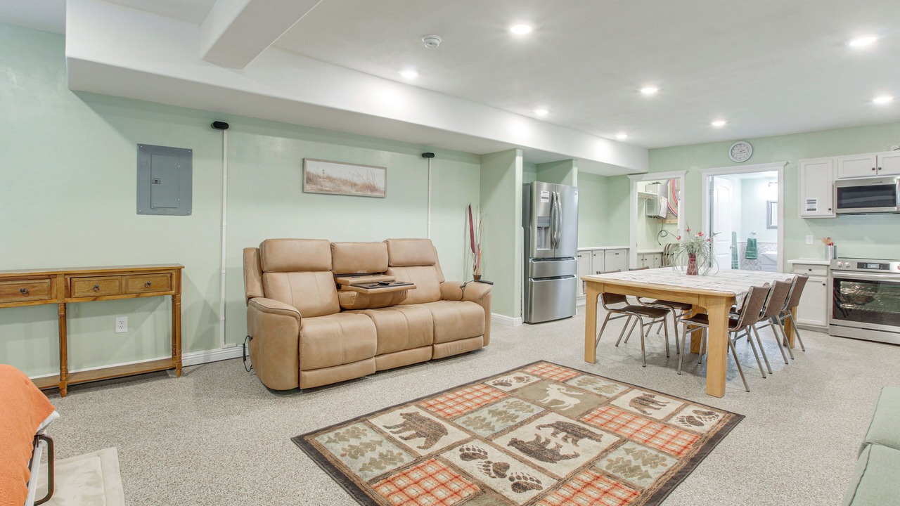 Photo of Livingroom in Tremonton