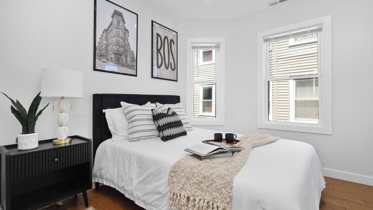 Photo of Bedroom in East Somerville