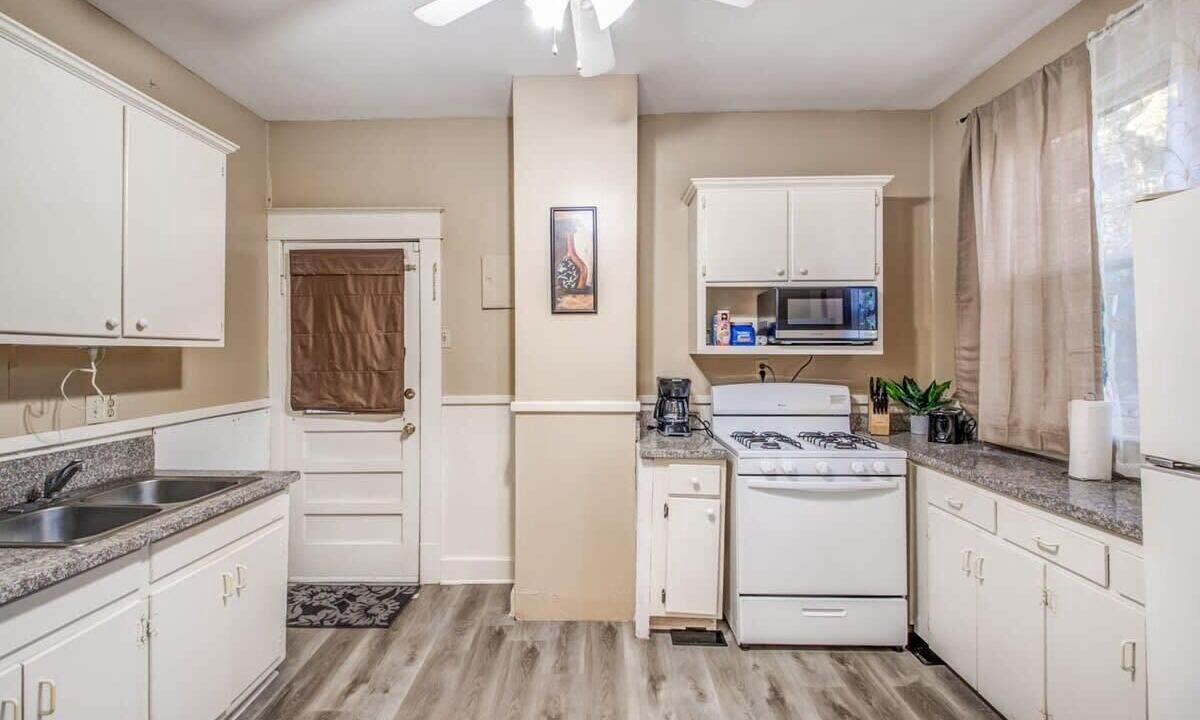 Photo of Others in Evergreen