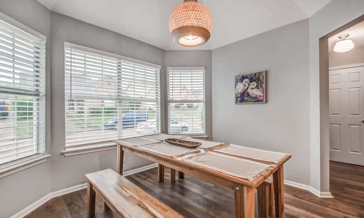 Photo of Others in Ellendale