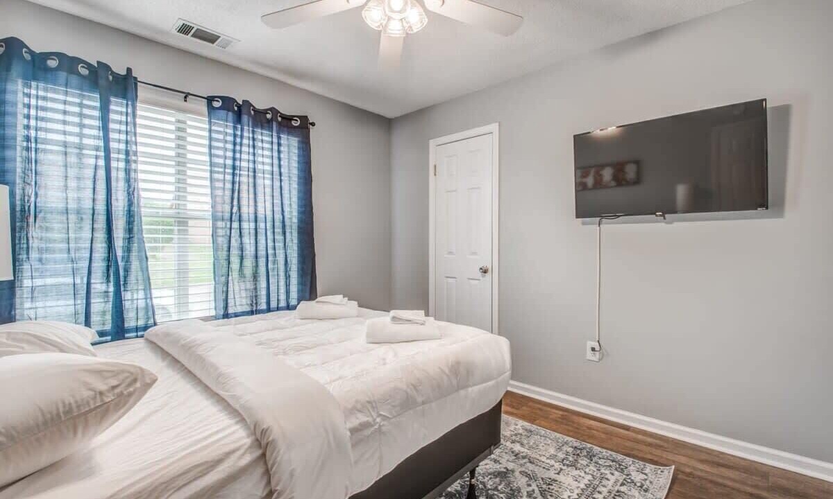 Photo of Others in Ellendale