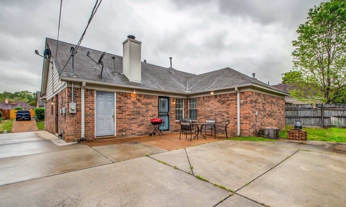 Photo of Others in Ellendale