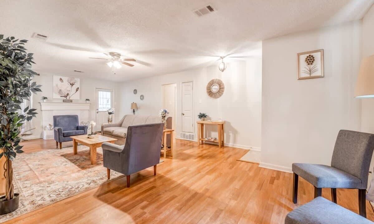 Photo of Bedroom in Memphis