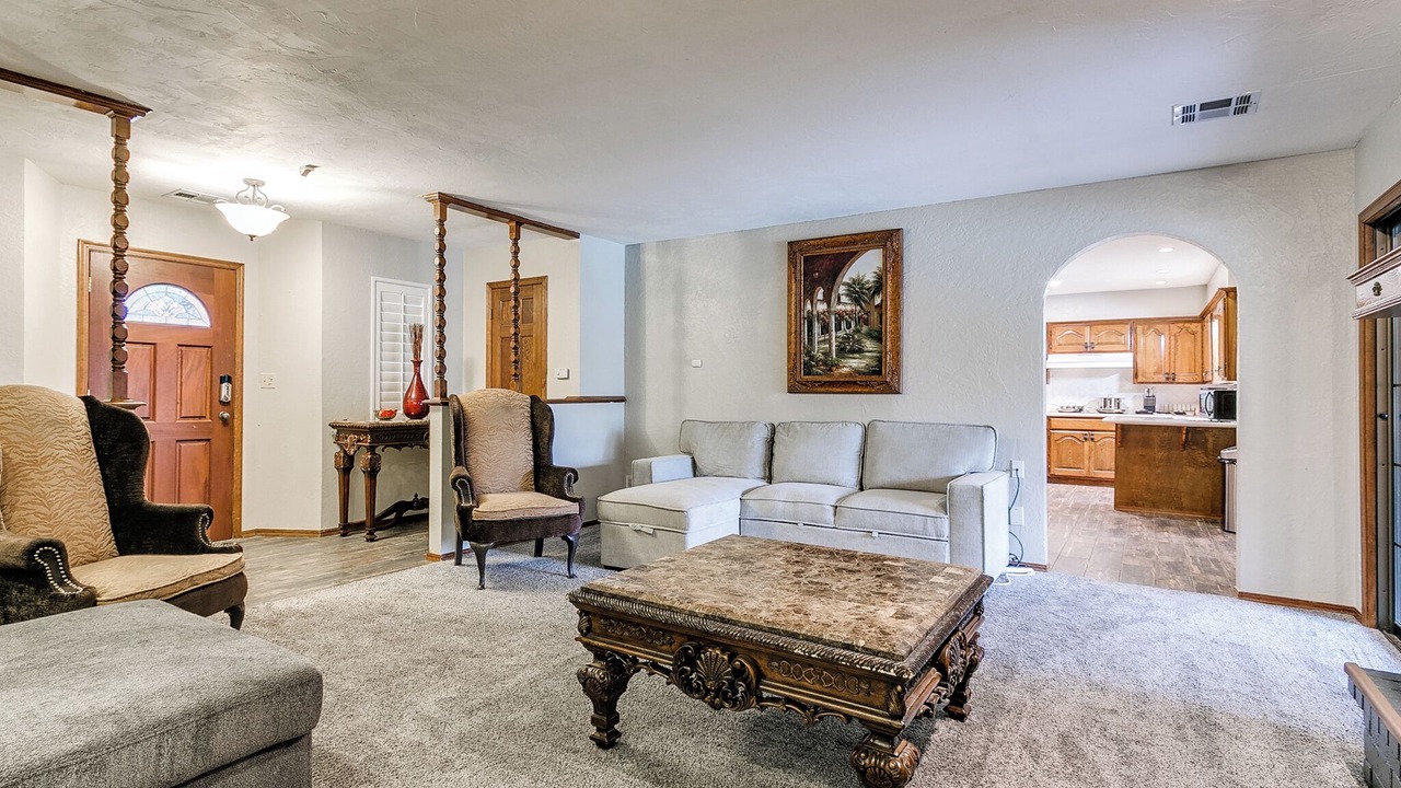 Photo of Livingroom in South Oklahoma City