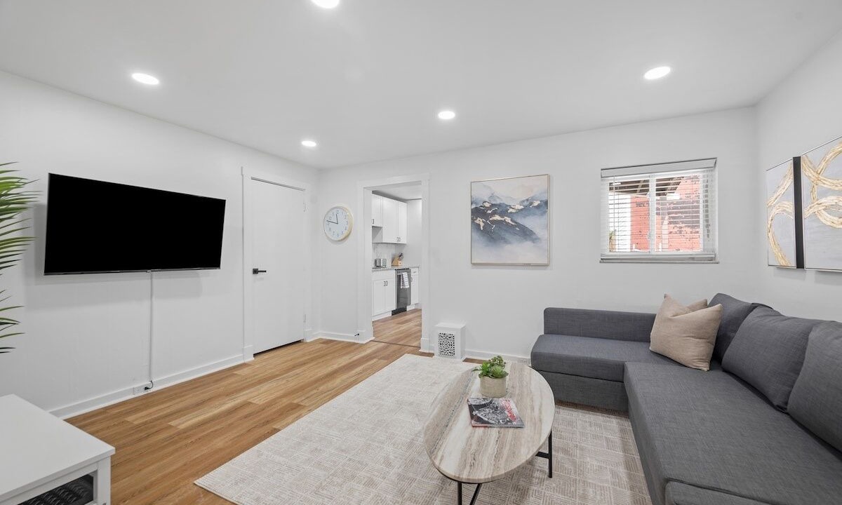 Photo of Livingroom in Millvale