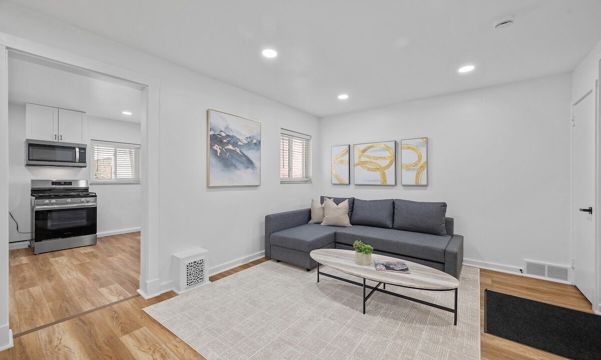 Photo of Livingroom in Millvale