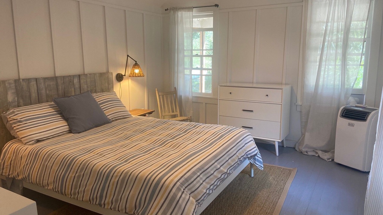 Photo of Bedroom in Ocean Beach