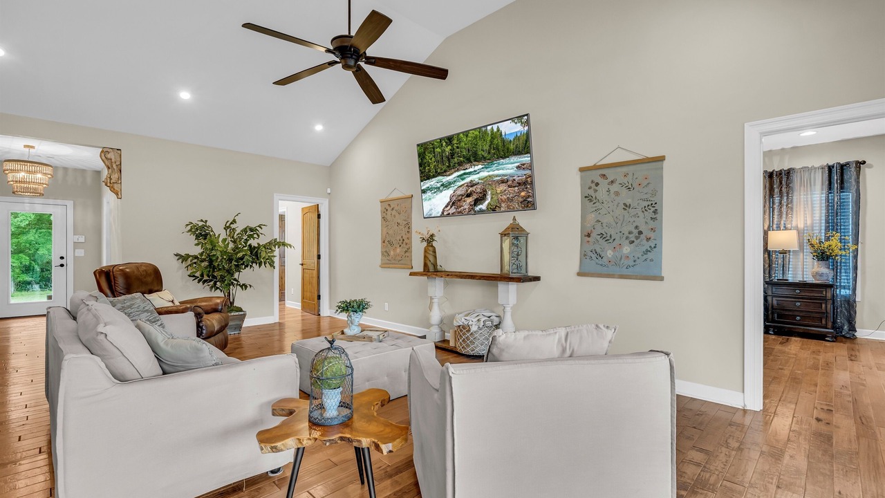 Photo of Livingroom in Columbus