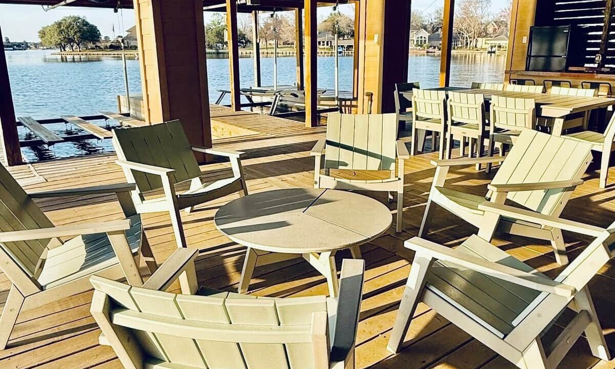Photo of Outdoor in April Sound