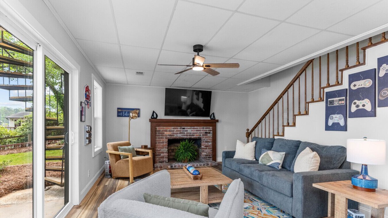 Photo of Livingroom in Hardwick